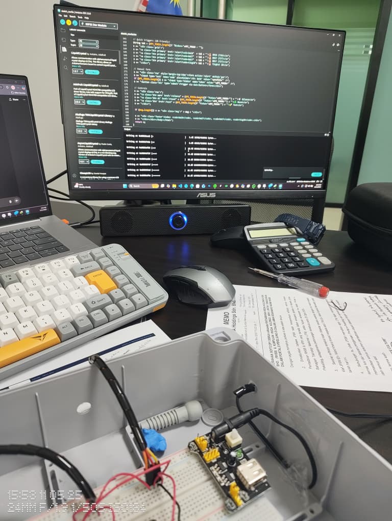 Sistem Pemantauan & Amaran Pintar Bilik Server dan Mesyuarat (IoT)